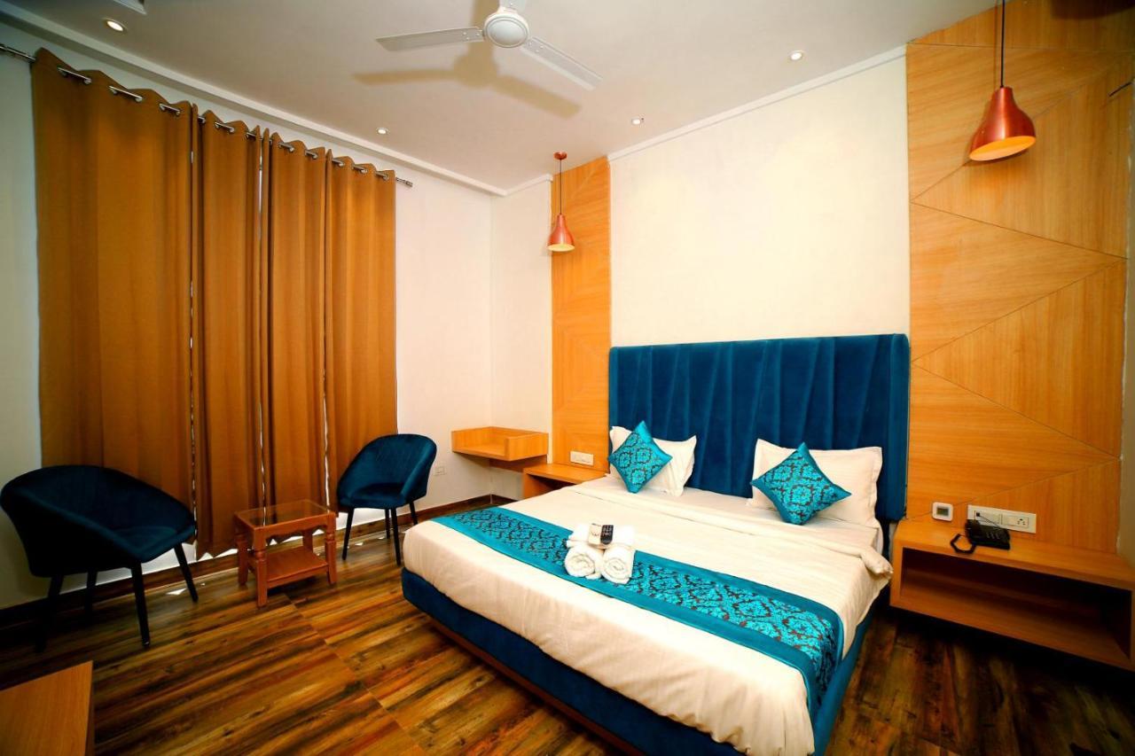 Hotel Diamond View Амритсар Экстерьер фото